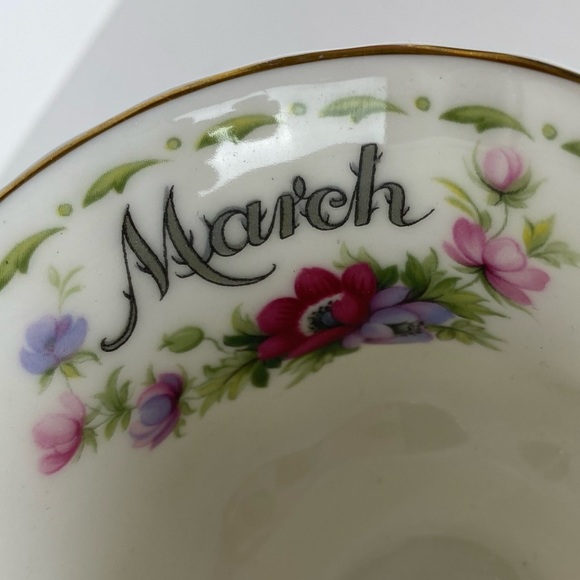 Royal Albert teacup March - Picture 2 of 4